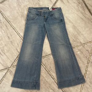 Express blue jeans. Size 6, low rise